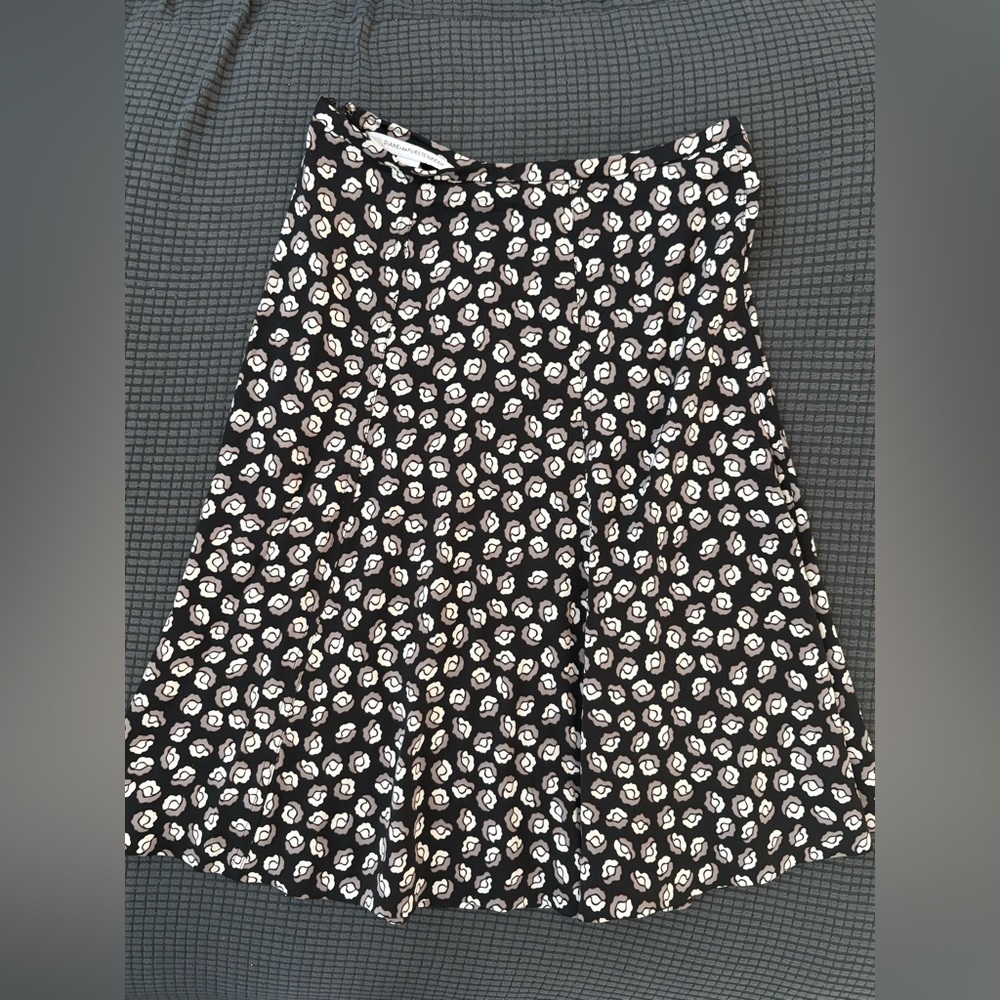 Diane Von Furstenberg Silk Black and White Floral Skirt